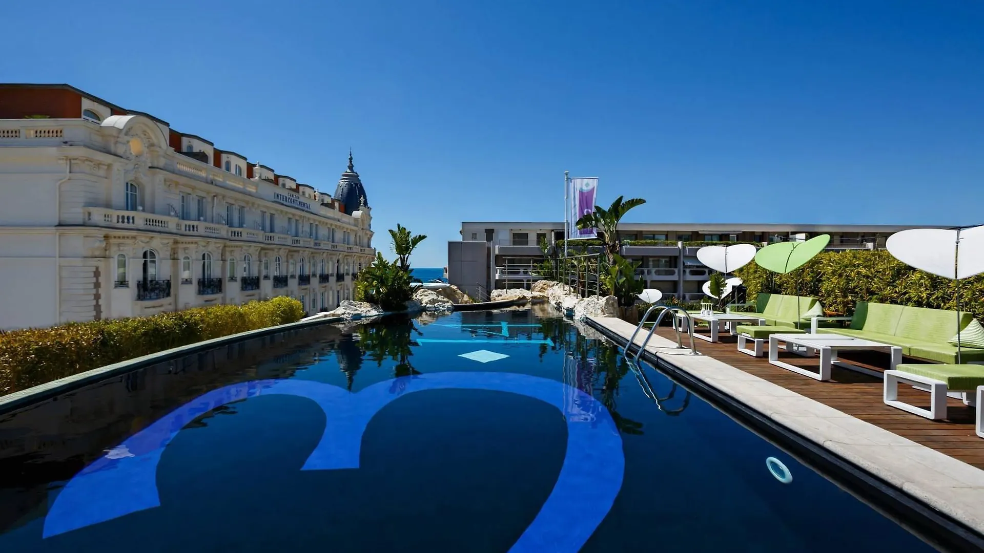 Hotel 3.14 Канны