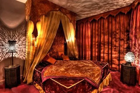 Hotel 3.14 Cannes 4*,  France